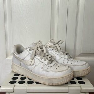 USED nike AF1’s